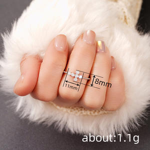 Anillo Cruzado T0320 con Engaste Pavé de Circonita Cúbica Creada en Laboratorio, Anillos de Compromiso Unisex de Moda - Product Image 5