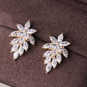 Orecchini a Perno a Forma di Occhio e Foglia alla Moda per Donne, Design Vegetale, Accessori per Orecchie da Indossare Quotidianamente, per Outfit Casual e Regalo - Product Image 2