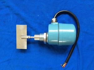 Lage Dichtheid, Licht Silo Poeder Hoge Temperatuur Staaflengte 100Mm Roterende Peddelniveauschakelaar - Product Image 4
