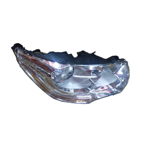Ensemble de phares de voiture R 9676409480 pour Citroën C4L - Product Image 1