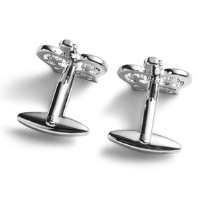 Mancuernillas de Alta Calidad con Forma de Corona de Manzana en Color Plateado con Diamantes, Regalo para Hombre - Product Image 3