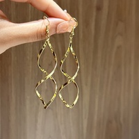 Boucles d'Oreilles Pendantes Ligne Torsadée Or Tendance 2024 Vague Spirale Métallique pour Femme Bijou Cadeau Fête d'Anniversaire ou de Danse