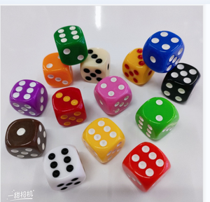 16Mm Góc Tròn D6 Đen Acrylic Vuông <span class=keywords><strong>Dice</strong></span> <span class=keywords><strong>Set</strong></span> Cho Dnd Trò Chơi Được Sản Xuất Với Số Lượng Lớn Bán Buôn Cổ Phiếu Có Sẵn - Product Image 3