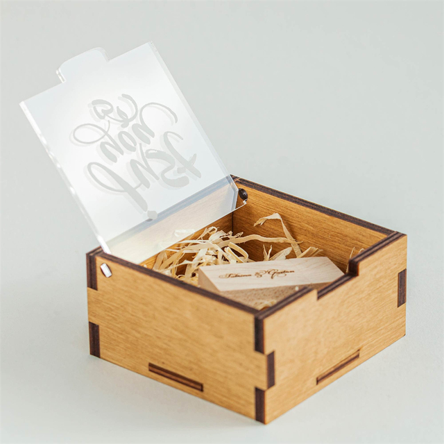 Factory Wholesale Engraving Gift Handmade Memory Personalized Keepsake Wooden Acrylic Lid USB Storage Gift Box