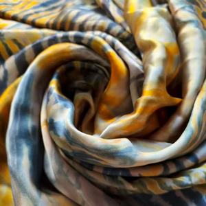 100% Шелковая атласная ткань тутового шелкопряда 16 мм с принтом для платьев 53/54 ткань из чистого шелка - Product Image 5