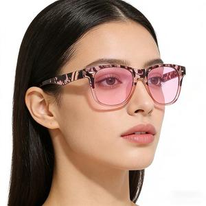 Lunettes de soleil rétro, tendance et à la mode, avec petites lanières, montures complètes, imprimés floraux, pour femmes sexy, et - Product Image 2