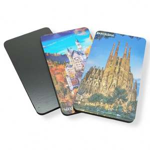 Aimant de réfrigérateur en aluminium 3D de bonne qualité, design mignon pour les fêtes, souvenir promotionnel - Product Image 1