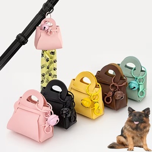 Dispensador de Bolsas para Excrementos de Perro con Llavero, Estuche Portátil Mini para Recoger Desechos de Mascotas con Campana, Diseño Japonés Coreano Lindo, Ideal para Regalo - Product Image 1