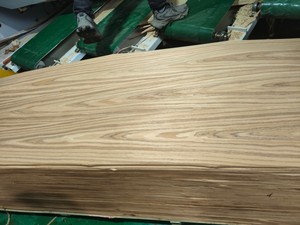 <span class=keywords><strong>Placage</strong></span> <span class=keywords><strong>bois</strong></span> décoratif à prix de gros - Fin et flexible pour application sur surfaces courbes - Product Image 5