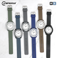 Montre-bracelet à quartz pour homme Mingrui OEM ODM, design tendance, haute qualité, étanche, luxe, mouvement japonais, bracelet en TPU, chiffres arabes