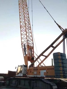 Grue sur chenilles hydraulique d'occasion LIEBHERR LR1280 de 280 tonnes avec boîte de vitesses et moteur en Chine à vendre - Product Image 2