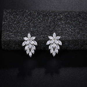 Squisita foglia di Marquise Zirconia cubica (CZ) di cristallo lampadario orecchini rodio argento placcato gioielli di moda - Product Image 3