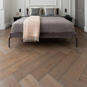 Parquet en bois d'ingénierie rustique CE multicouche, chêne blanc biseauté, qualité AB, insonorisant, à joint mâle et femelle, 15 mm, motif chevrons - Product Image 1