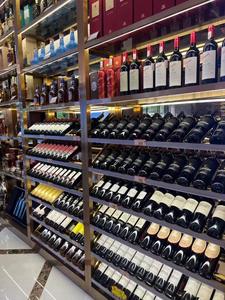 शराब की बोतल धातु रैक प्रदर्शन रैक शराब सेलर उच्च गुणवत्ता वाले कस्टम वाइन रैक - Product Image 4