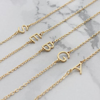 NS1382 Collier à chaîne en acier inoxydable doré imperméable et non terni avec lettre initiale de l'alphabet pour femmes