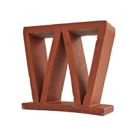 Bloc de ventilation creux pour façade, type Breeze Block, fabriqué par Mould Building Vent Brick