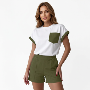 Conjunto de 2 piezas para mujer, camiseta blanca con bolsillo color oliva y pantalones cortos, conjunto informal de verano, cuello redondo, manga corta, tejido de algodón - Product Image 1