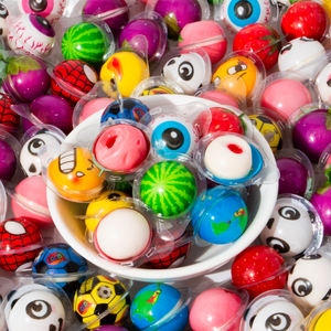 Bonbons gélifiés en forme de boule 3D <span class=keywords><strong>mini</strong></span> de 2 g, halal, étiquette personnalisée, fabrication directe d'usine, bonbons gélifiés fourrés à la <span class=keywords><strong>confiture</strong></span>, saveurs fruitées, bonbons mous - Product Image 3