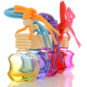 Botella de cristal transparente con forma de manzana para coche, difusor colgante con tapa de madera, 10ml, venta al por mayor - Product Image 1