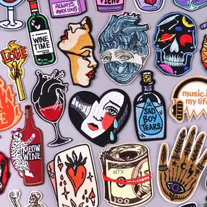 Punk/Herz Stickerei Bügelflecken für Kleidung Nähen aufbringen DIY Großhandel Dekoration