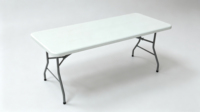 Table de banquet pliable de 6 pieds avec plateau en HDPE massif et pieds en métal pour les fêtes, la restauration, les hôtels et l'extérieur