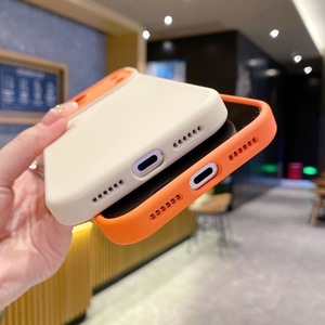 Fournisseur en gros – <span class=keywords><strong>Coque</strong></span> de téléphone en silicone bicolore personnalisable <span class=keywords><strong>anti</strong></span>-traces de doigts pour <span class=keywords><strong>iPhone</strong></span> séries 13-17 - Product Image 5