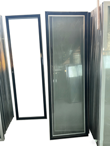 Puerta de Vidrio Refrigerada de Formato Ancho, Panel Ultra Transparente para Refrigeradores de Postres con Diseño de Bisagras Deslizantes Adaptables - Product Image 2