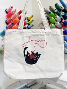 Sac fourre-tout en <span class=keywords><strong>toile</strong></span> personnalisé avec chat noir brodé, sac cadeau personnalisé avec nom, sacs de shopping - Product Image 4