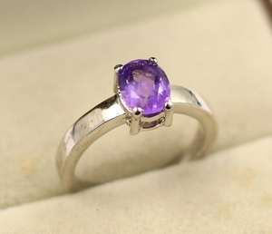 แหวนเงินแท้925พร้อมพลอยอเมทิสต์สีม่วงธรรมชาติ - Product Image 2