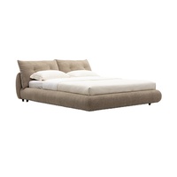 Lit double modulaire minimaliste italien, grand lit rembourré à bords arrondis avec cadre en bois de pin, lit design pour chambre à coucher