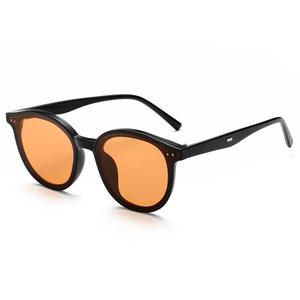 แว่นกันแดดเกรย์แจ็คกรอบพีซีสำหรับทุกเพศ เลนส์ Ac ป้องกันรังสียูวี 400 ประเภท 3 แว่นกันแดด สีดำ 8906 - Product Image 3