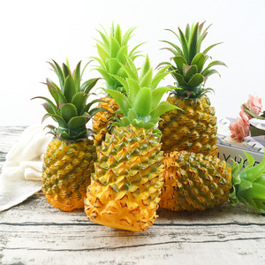 Piña Artificial Decorativa Grande de Plástico, Accesorio para Fotos, para Sala de Estar, para Festividades Navideñas - Product Image 2