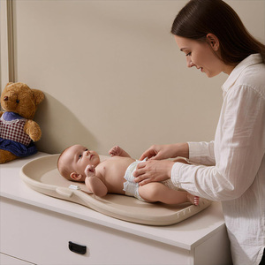 Tapis <span class=keywords><strong>à</strong></span> <span class=keywords><strong>langer</strong></span> portable de luxe en EVA, imperméable et anti-urine, doux et antidérapant, avec sangle de sécurité réglable - Product Image 2