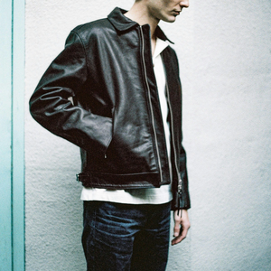 مخصص مقاوم للرياح فارغة بدوره أسفل الرقبة سحاب الأكمام الرجال سترة جلدية - Product Image 2