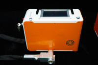 Laser à fibre 100W portable : Nouvelle génération pour le nettoyage du bois et de l'acier inoxydable, l'élimination des graffitis et de la peinture sans endommager le substrat