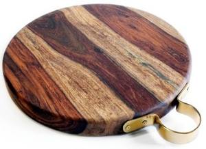 Planche à découper en bois de qualité durable, de forme ronde et avec poignée en métal, à vendre - Product Image 2