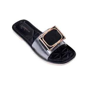 China Hersteller PVC Damen Niedliche leichte Sommers andalen Slides Mode Hausschuhe für Frauen