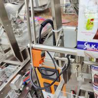 Nouveau style à vendre Machine à emballer les sachets de lotion Machine de remplissage de gel de cheveux liquide Machine à sceller