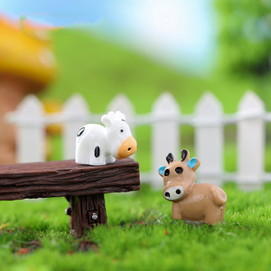 Mini Vaches et Bovins DIY pour Micro-Paysages en Mousse, Mini Jardins Féeriques, Accessoires pour Boîtes Mystères, Mini Figurines d'Animaux en Résine, Ornements - Product Image 2