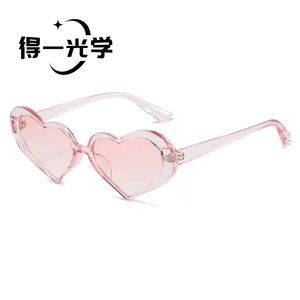 <b>Heart</b> Shape <b>Sunglasses</b> <b>Black</b> PC Frame UV400 Women Sun Protection - Product Image 3