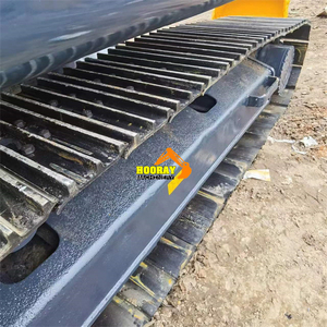Excavatrice d'occasion Hyundai 220LC-9S de 22,5 tonnes avec moteur à engrenages, pelle hydraulique sur chenilles, roulement, moteur PLC et pompe - Vente immédiate - Product Image 5