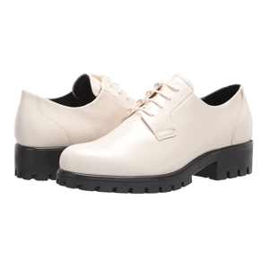 Chaussures tendance au design moderne, élégantes et respirantes, en cuir pour femmes - Product Image 1