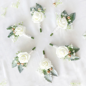 Boutonnieres fiori artificiali <span class=keywords><strong>rose</strong></span> bianche di seta avorio corpetto occhiello sposo Boutonniere per gli uomini accessori da sposa - Product Image 1