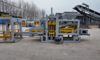 Machine automatique de fabrication de briques en béton QT4 PLC avec interverrouillage, pression hydraulique, marque BRK, vente chaude en Afrique