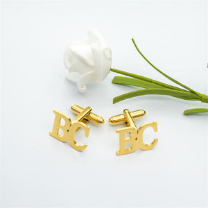 直接メーカーエリート男性カフスボタンステンレス鋼18Kゴールドメッキカスタムダブルイニシャルカフスボタン - Product Image 3