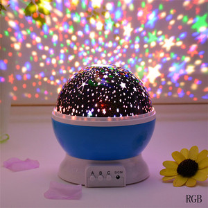 Lámpara de proyector led con 3 modelos de batería, luz nocturna romántica con rotación automática de 360 grados y cambio de <span class=keywords><strong>Color</strong></span>, fuente de fábrica - Product Image 3