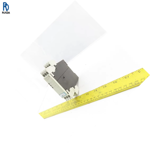 Controlador PLC, Sensor, Relé de Seguridad, Nuevo y Original, 3TK2824-1CB3 - Product Image 1
