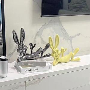 Décoration de maison <span class=keywords><strong>Netflix</strong></span> couché lapin ornement dessin animé moderne salon meuble TV décoration - Product Image 4