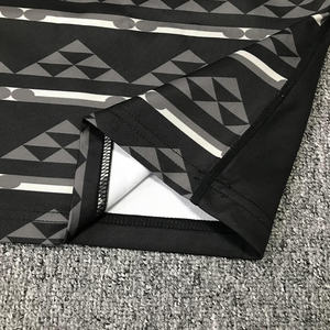 Camisetas de Rugby por sublimación de alta calidad, ropa deportiva a rayas personalizada, uniformes de Rugby, kits de Rugby OEM para hombres - Product Image 5