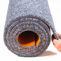 Dalles de moquette modernes de luxe en polyester, fabriquées à la machine, amovibles pour la maison, la salle de bain, la cuisine, l'hôtel